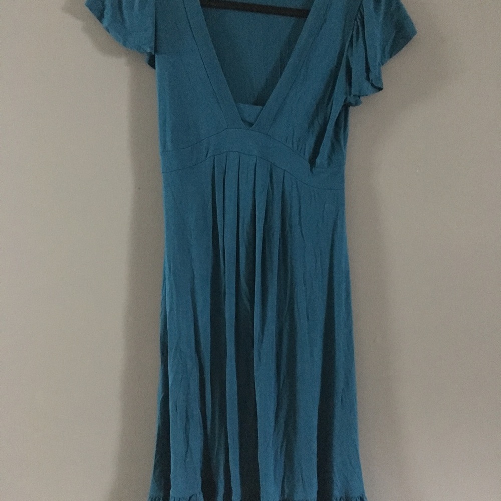 Old Navy dress size XS.