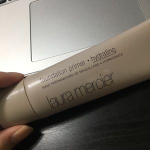 Laura Mercier primer