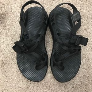 Black chacos