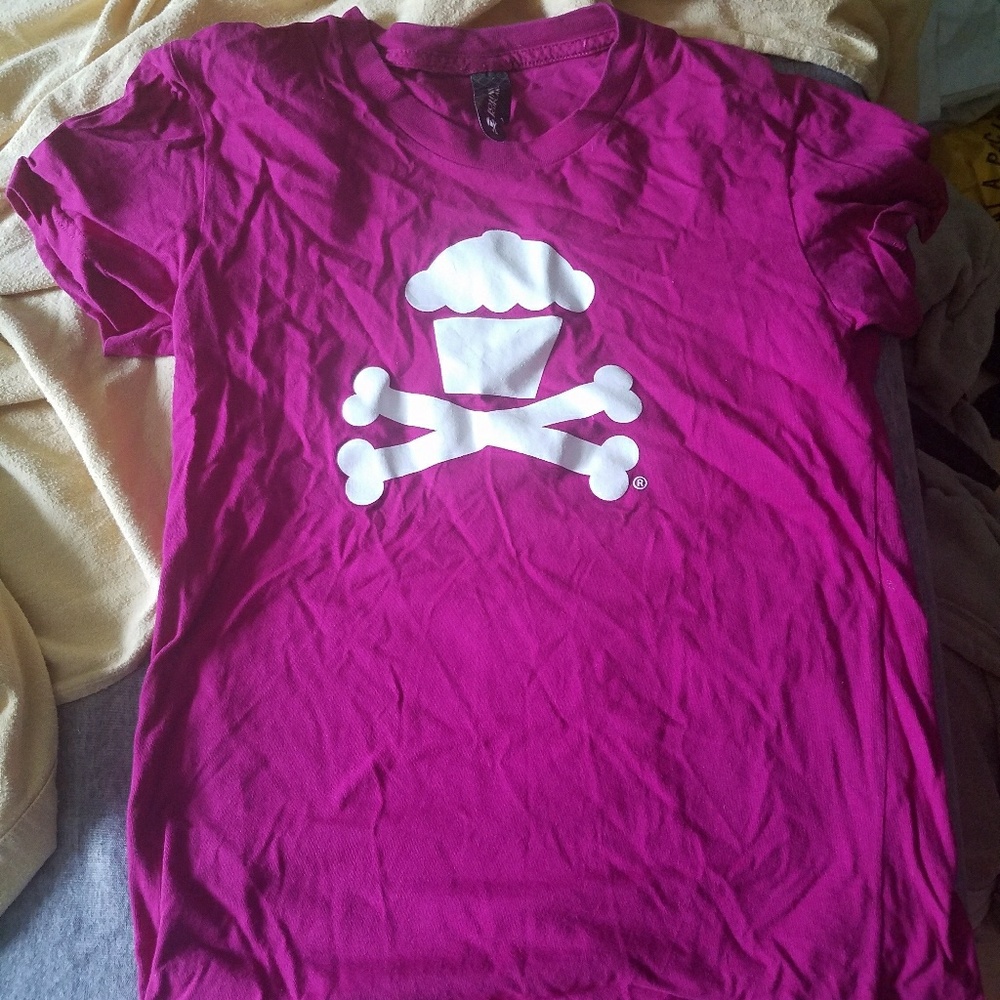 Johnny Cupcakes women's shirt S