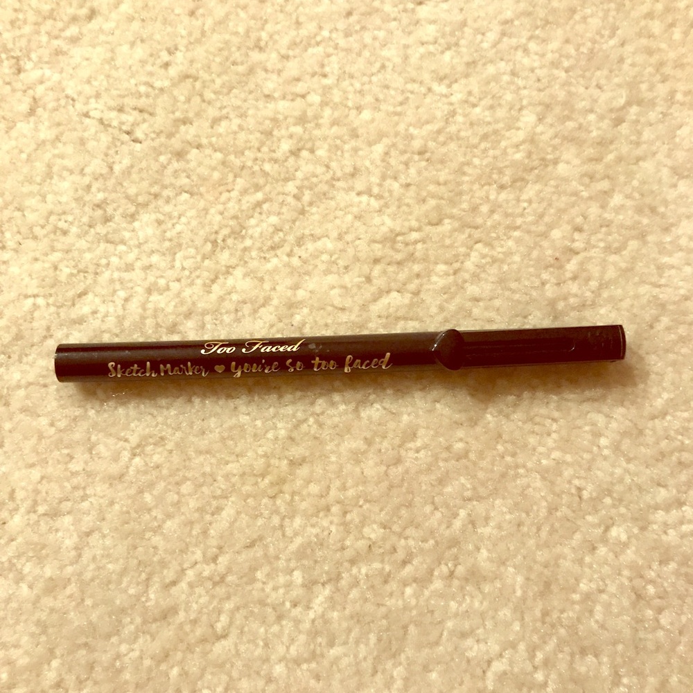 Too faced black eyeliner