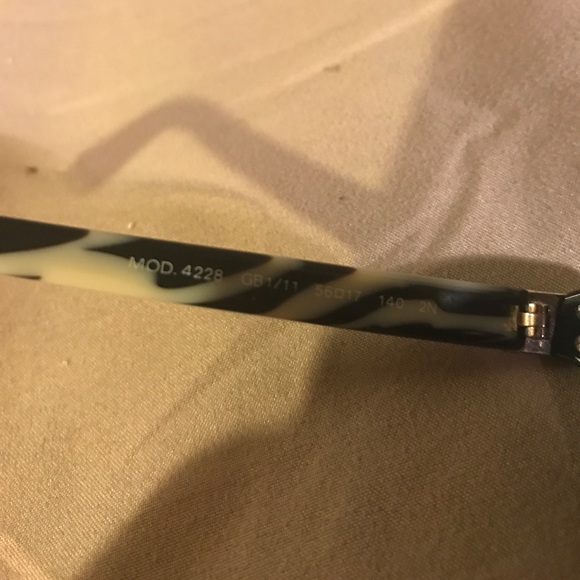 Versace sunglasses - Picture 6 of 6