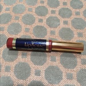 LipSense Currant long lasting liquid lip color