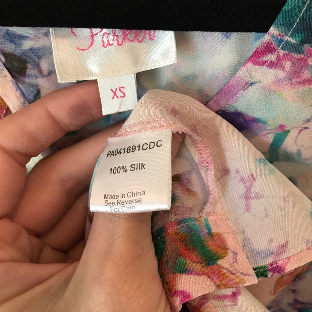 Parker SzXS, Floral Sleeveless CUTE Top! - Picture 7 of 8