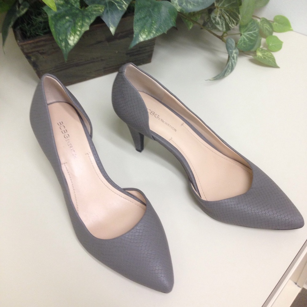 BCBGeneration Grey Pumps - Size 8