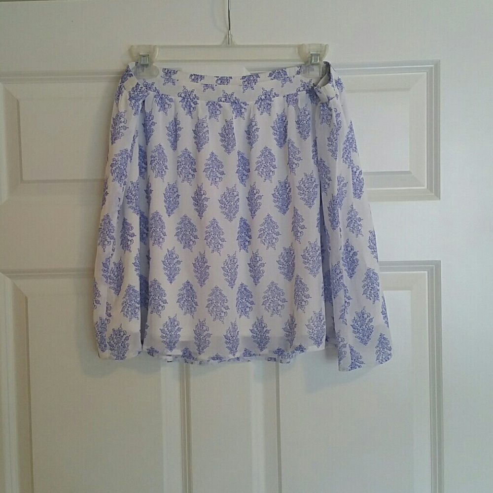 Donated. OLD NAVY skirt sz. large
