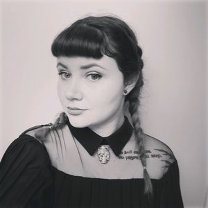 Meet your Posher, Amber