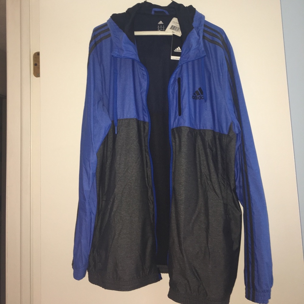 *BRAND NEW*Lightweight men's Adidas zip up jacket