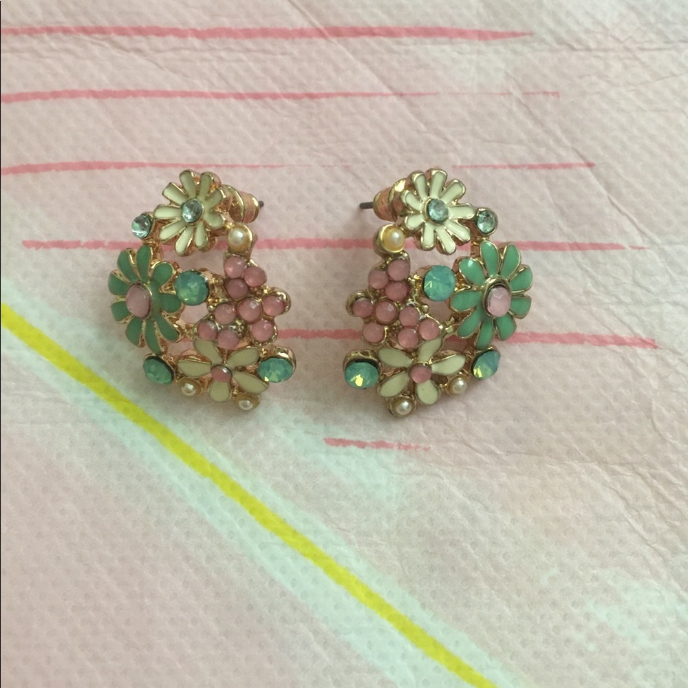 Brand new floral earrings
