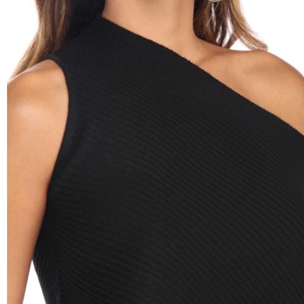 ‼️NWT‼️ BLACK MISSING OUT SWEATER TOP - Picture 3 of 5