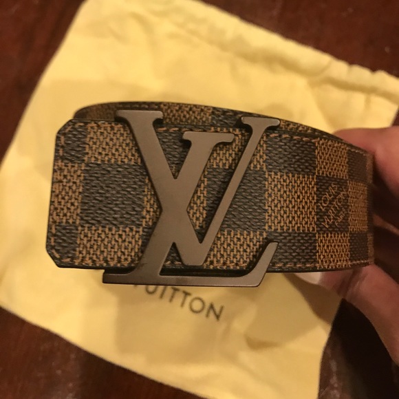 Authentic Louis Vuitton belt - Picture 2 of 3