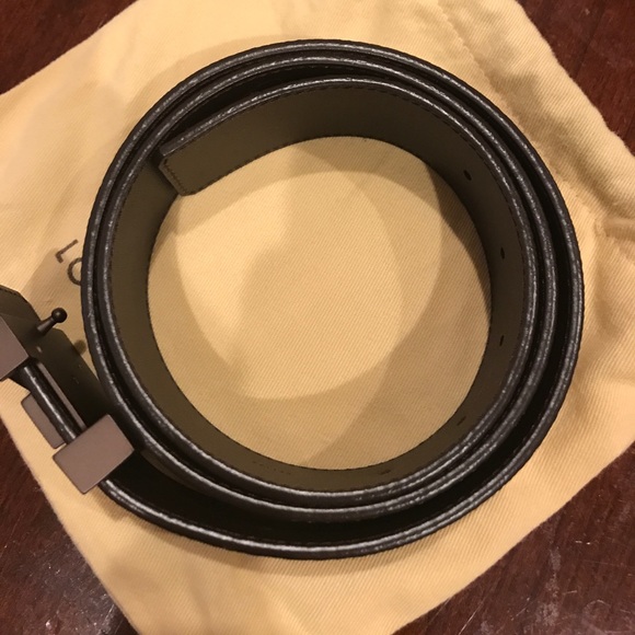 Authentic Louis Vuitton belt - Picture 3 of 3