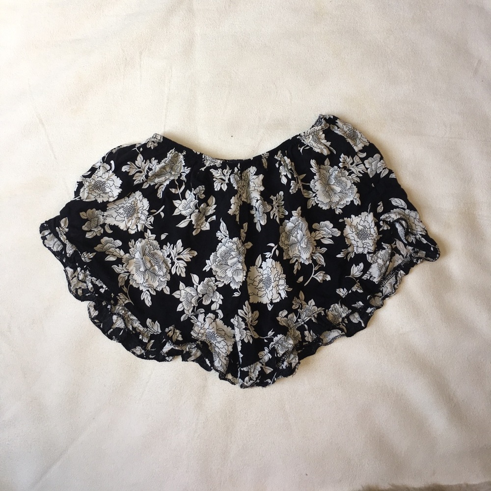brandy melville floral shorts
