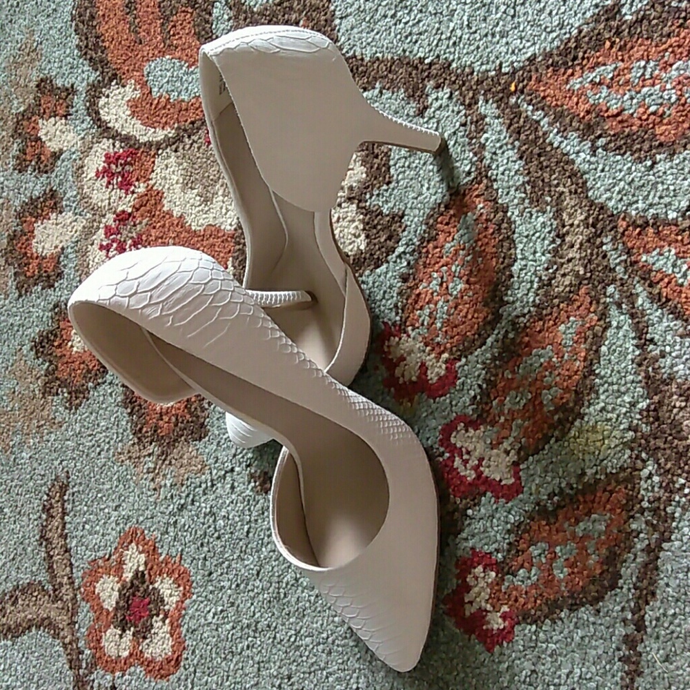 Juicy couture heels