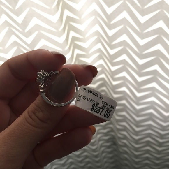 Ring - Picture 2 of 2