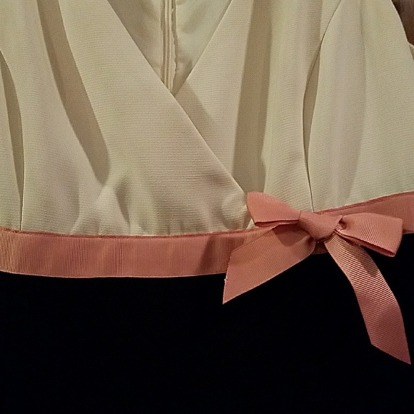 Dress - Picture 2 of 2