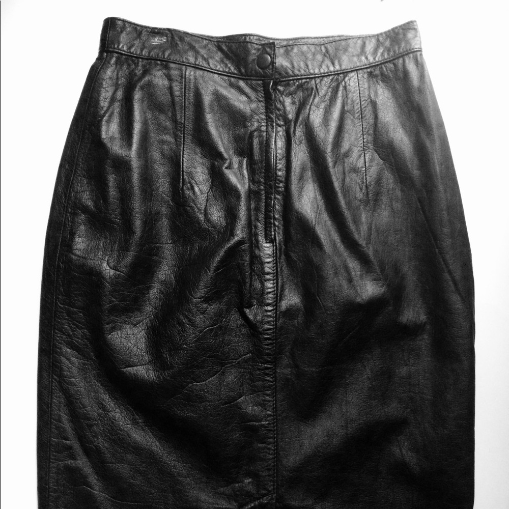 Genuine leather skirt