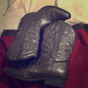Cowboy boots