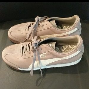 NBW Puma sneakers