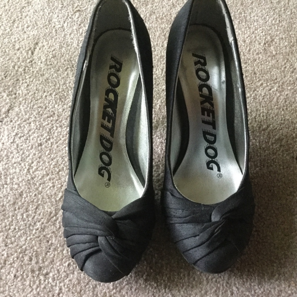 Rocketdog size 6 Black Heels!