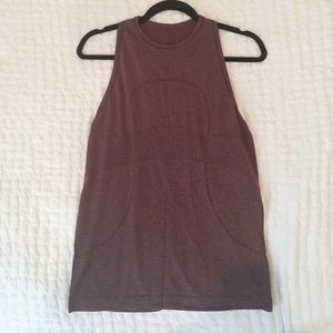 Size 6 Lululemon workout tank