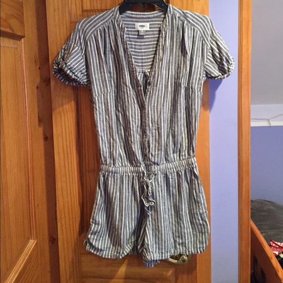 Old Navy Other - Romper worn once 🖤