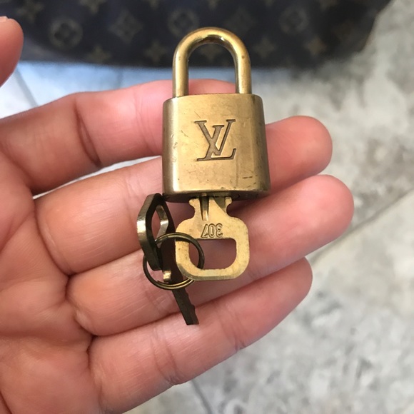 Louis Vuitton Speedy 30 - Picture 4 of 8