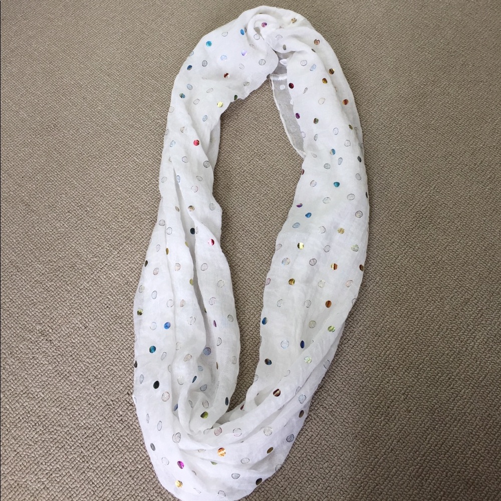 Scarf - Picture 2 of 3