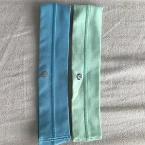 two adorable lululemon headbands two for one!