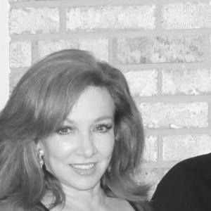 Meet your Posher, Kendra