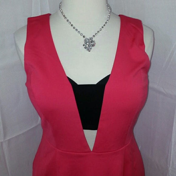 FOREVER 21 Sexy  V-NECK Dress .NWT - Picture 5 of 6