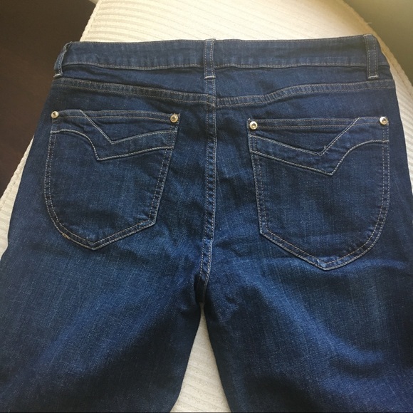 DISCONTINUED Cachè Straight Leg Jean - Picture 4 of 5