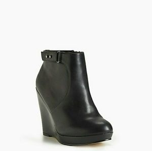 Devilish Heart racing👿 black wedge booties