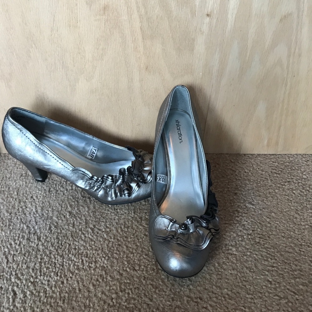 Silver ruffled heels