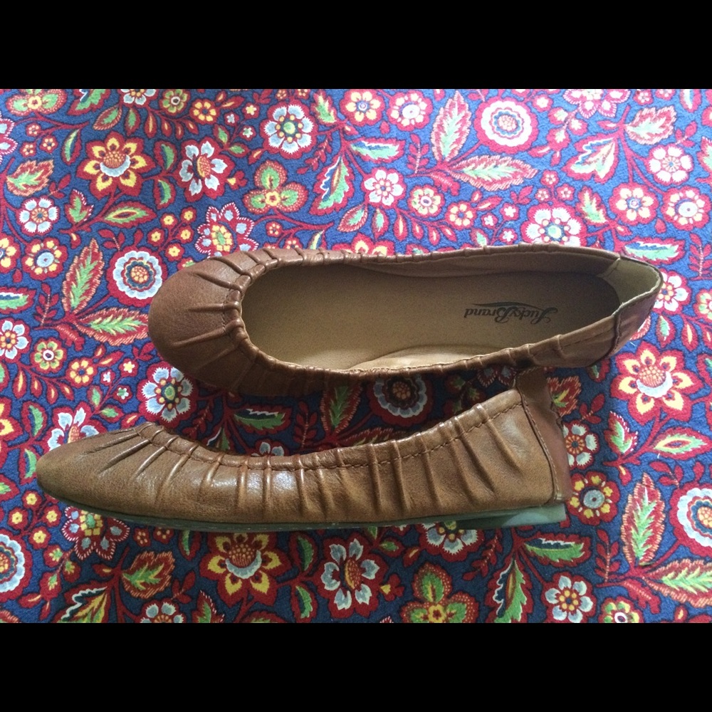 Lucky brand Erla leather flats NEW/unworn