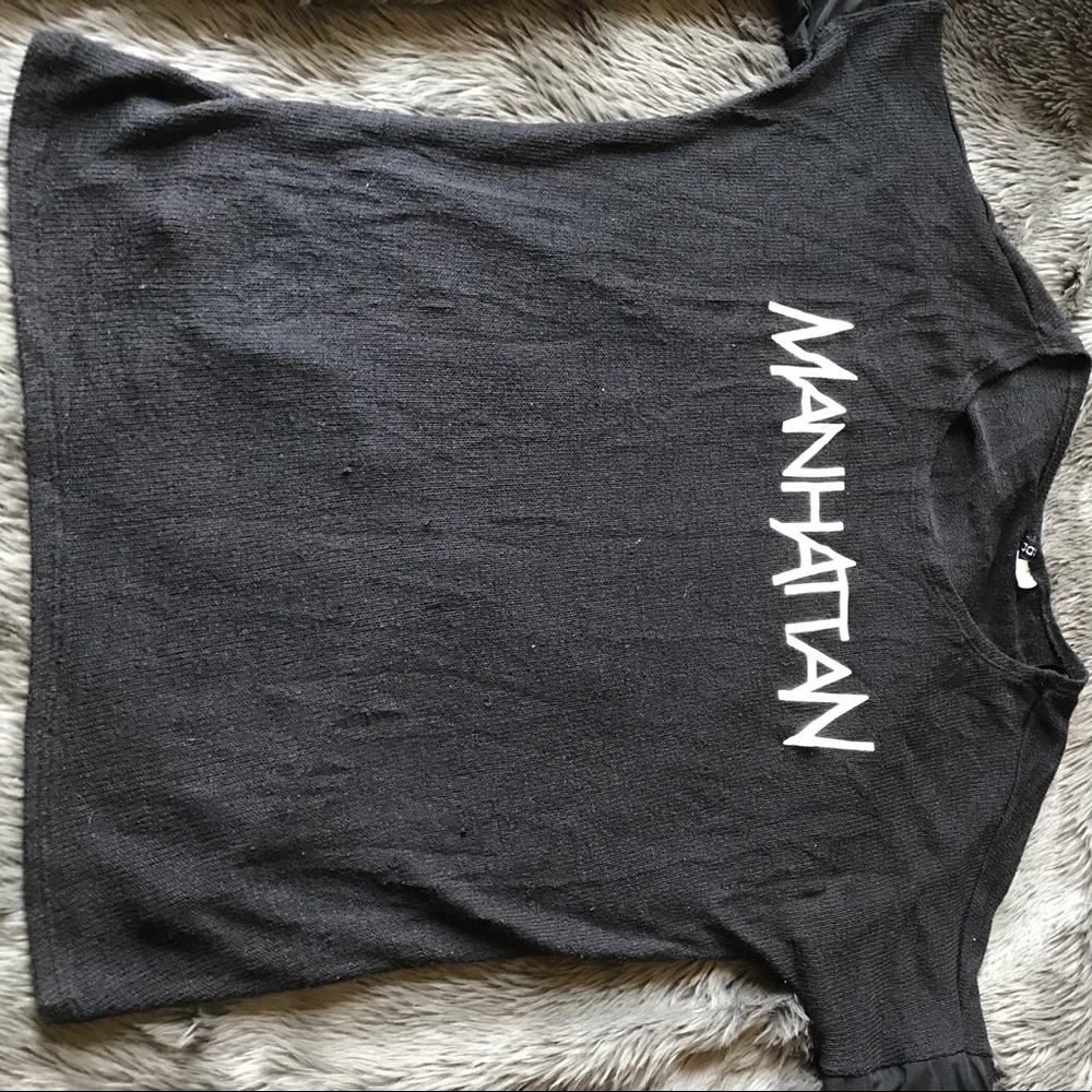Manhattan Sweater T-shirt
