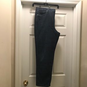 Women’s Gloria Vanderbilt - Amanda Jeans Size 20