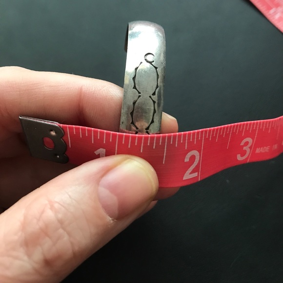 ‼️FINAL PRICE‼️was$98•Old Pawn Silver Sun Cuff - Picture 7 of 8