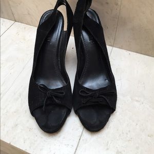 Nine West suede shoes