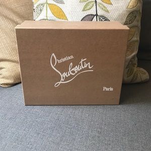 Christian louboutin box