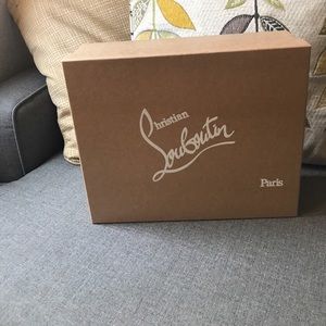 Christian louboutin box