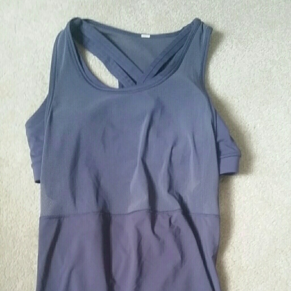 Lululemon top