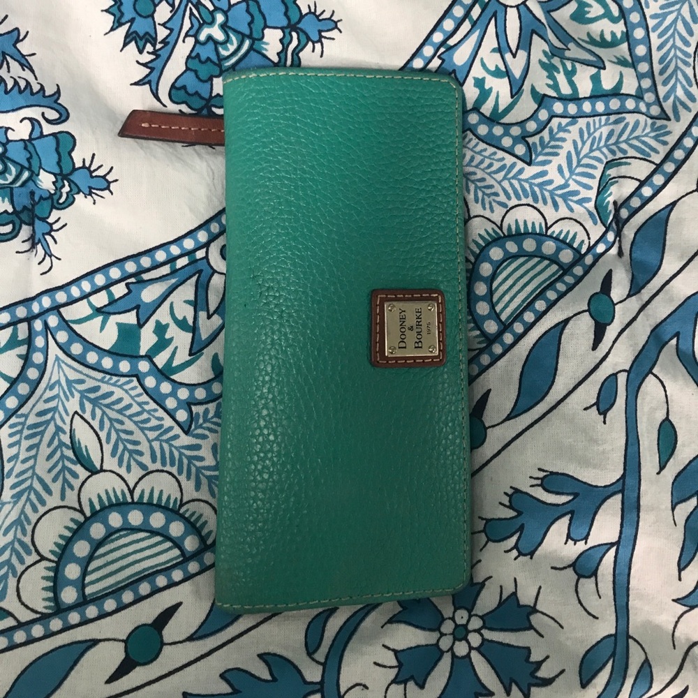 Dooney & Burke wallet