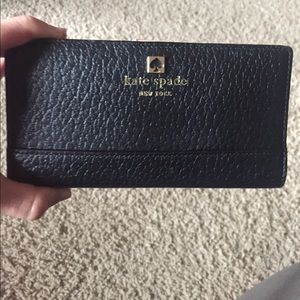 KATE SPADE WALLET!!