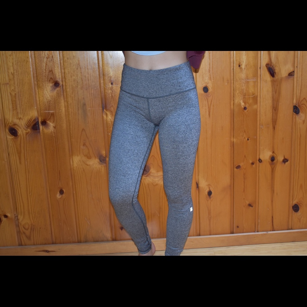 Victoria's Secret gray athletic leggings
