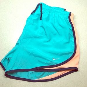 New Nike Tempo Running Shorts M