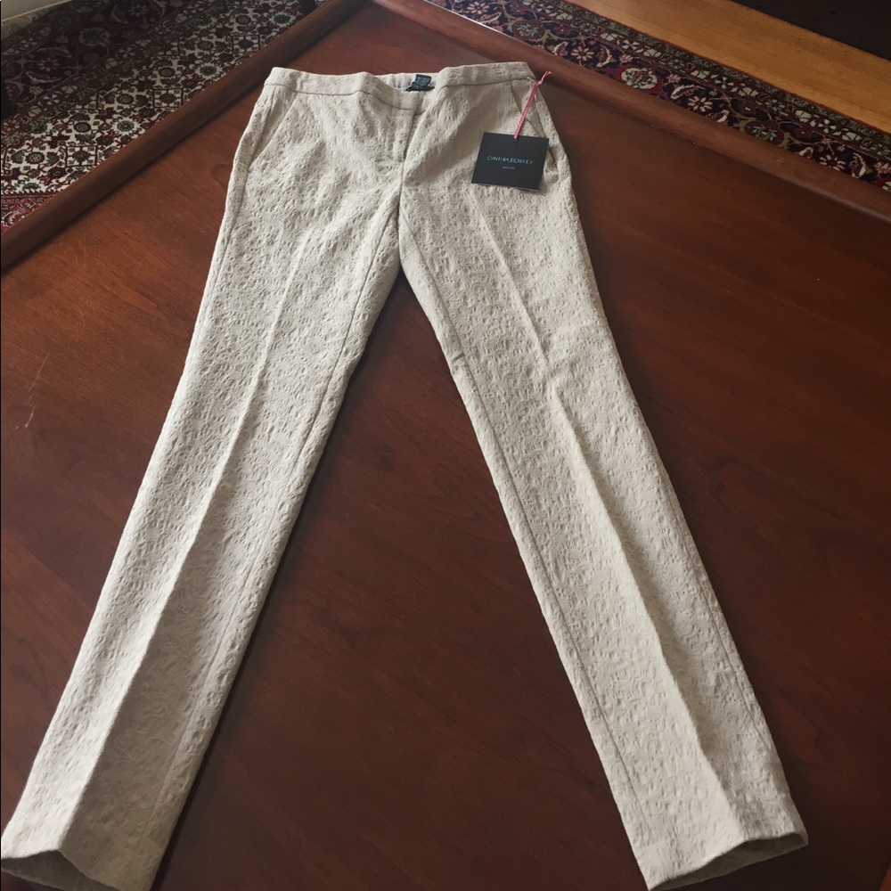 Woman's pants. New with tags.