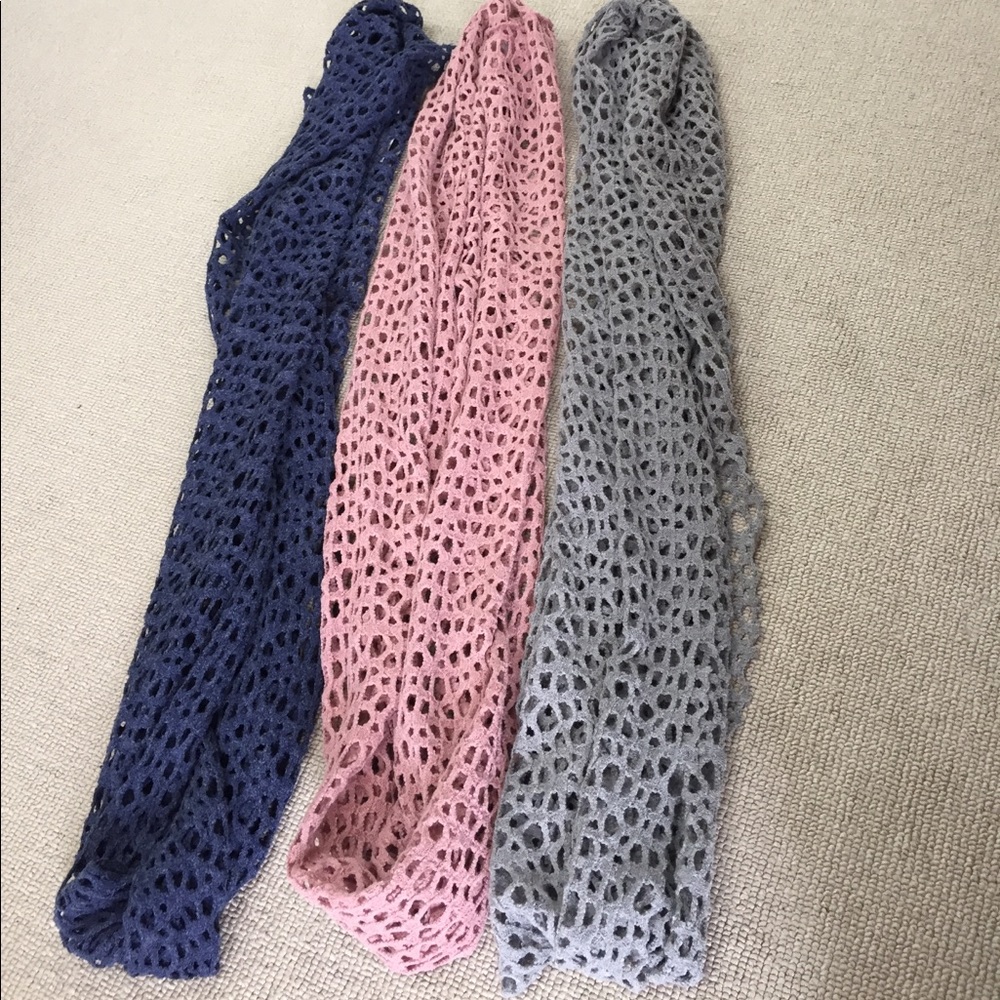 Scarf - Picture 3 of 3