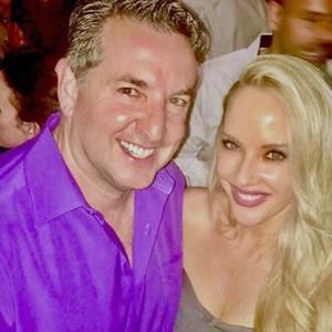 Meet your Posher, Donielle