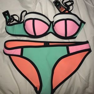 Triangl bikini set